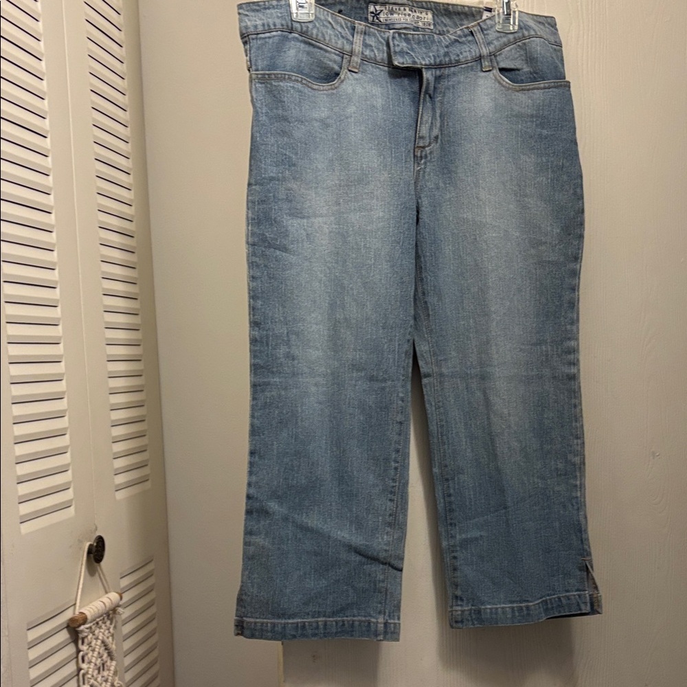 Steve & Barry's Light Blue Cropped Straight Jeans